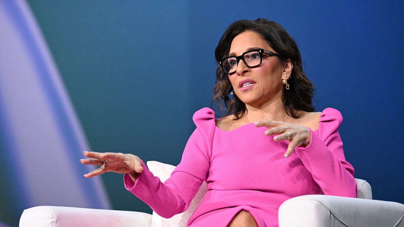 Fourth Co-Founder of Musk’s AI Startup Steps Down as Company Faces Backlash