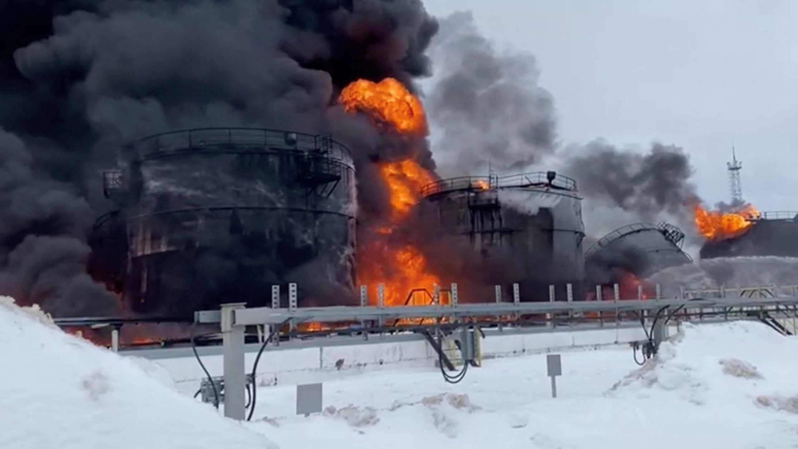 Ukrainian Intelligence Alleged in Fatal Komi Oil Sabotage Plot