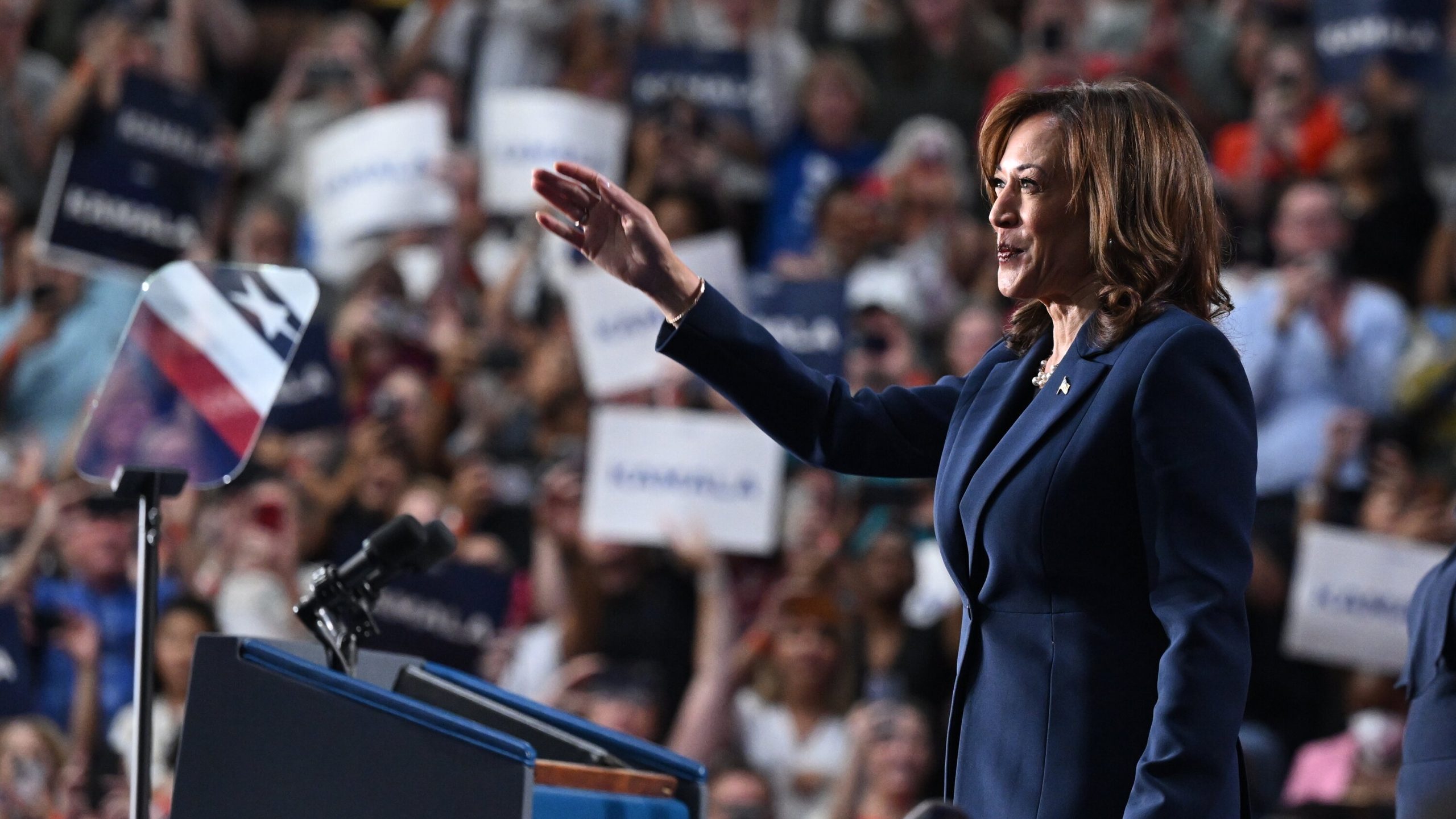 Minnesota Democrats Unite in 8-8 Deadlock to Defuse Impeachment Push Against Governor and Attorney General